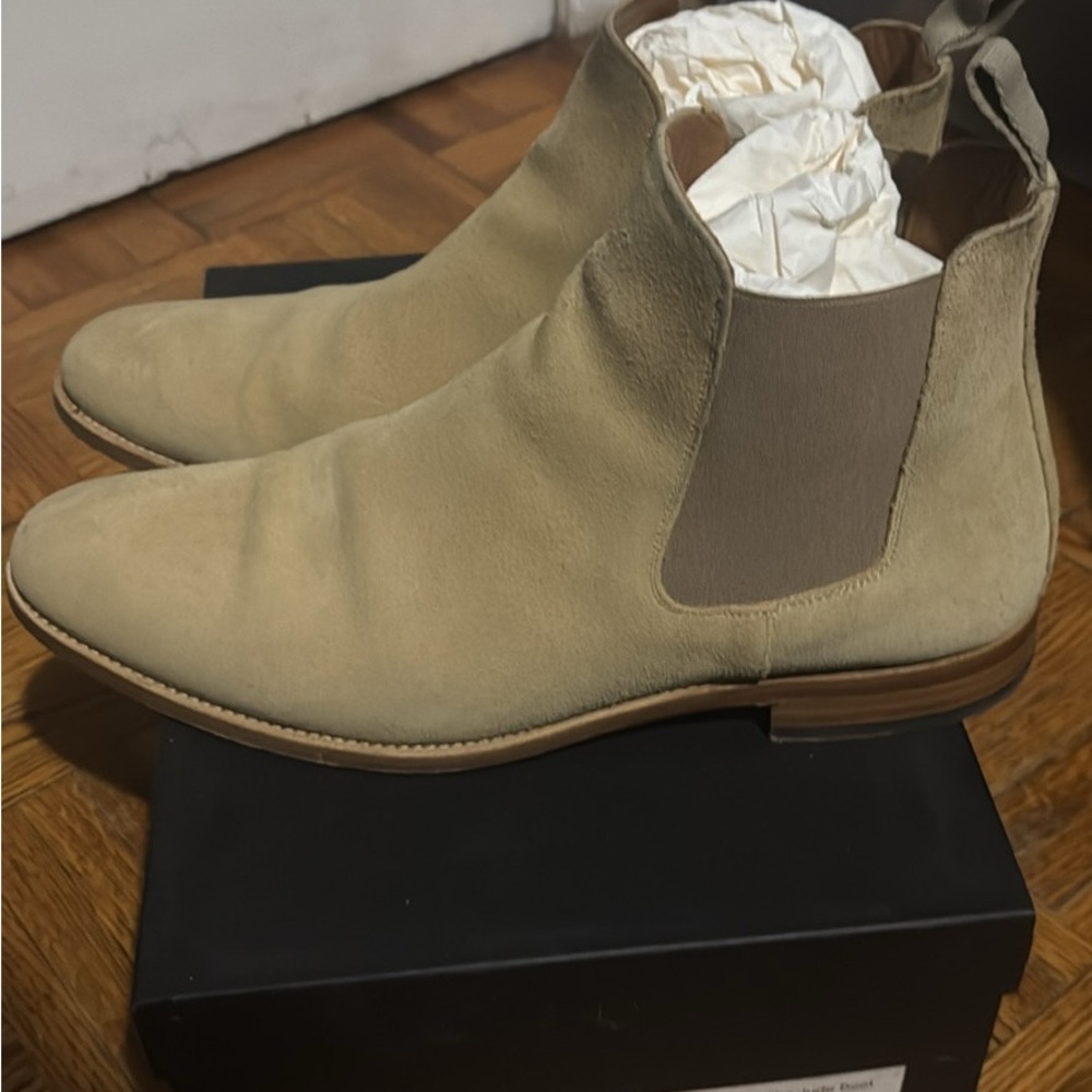 Taft Beige Suede Chelsea Boots